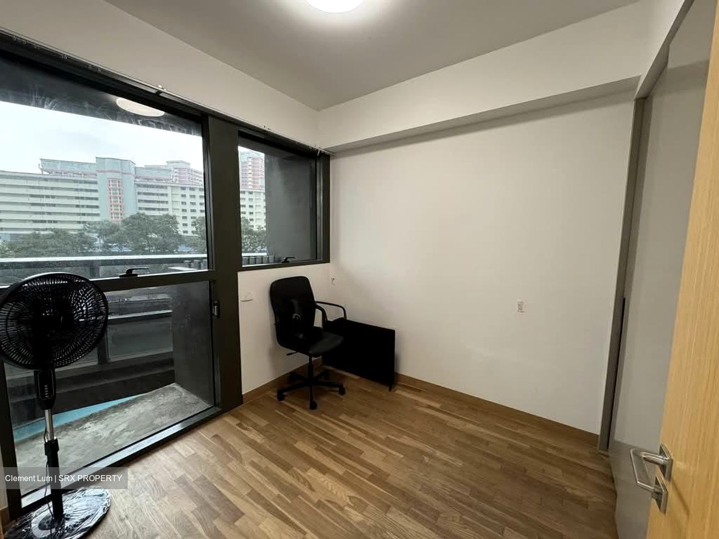 Commonwealth Towers (D3), Condominium #557449931